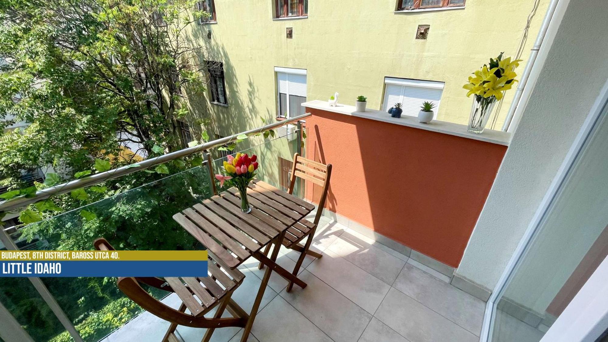 Little Americas North West Apartments Budapest Exterior photo